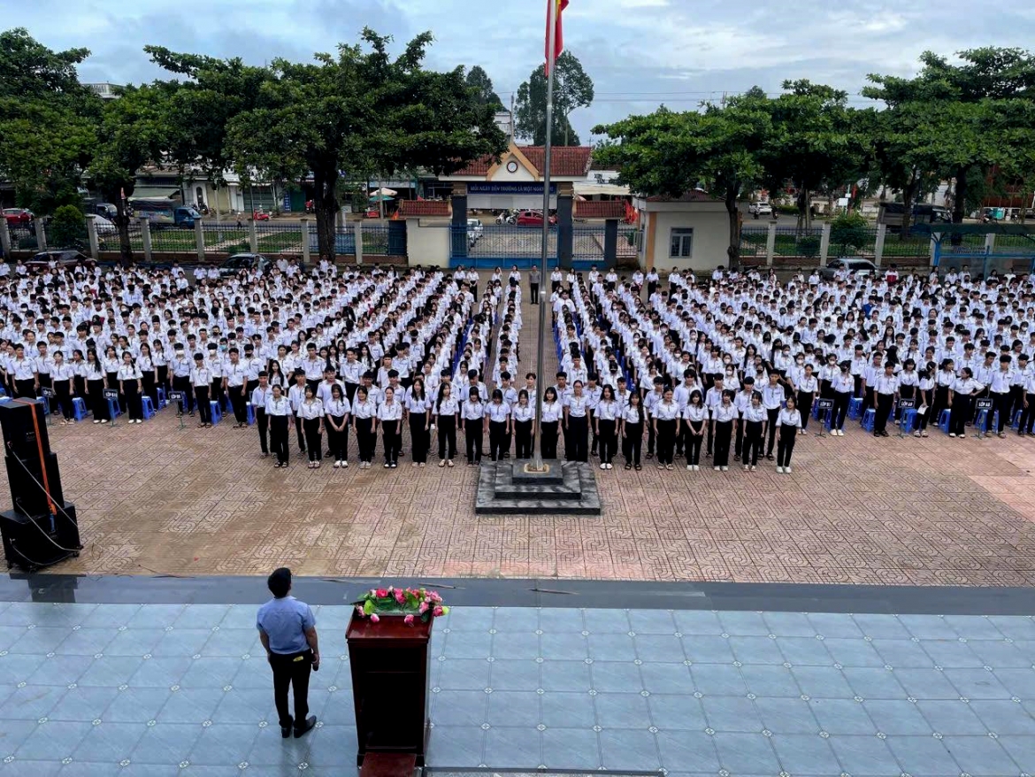 tuoi tre Dak lak dong loat chao co chao mung Dai hoi xiv cua Dang hinh anh 2