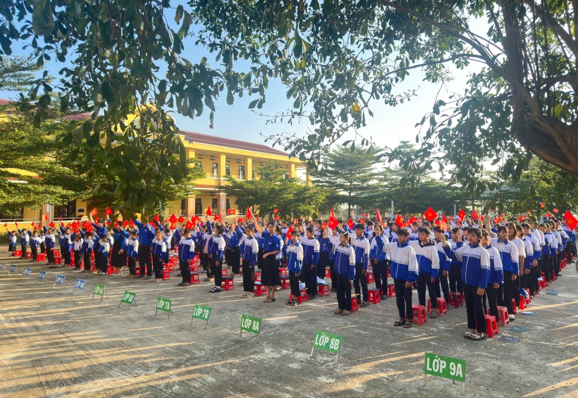 tuoi tre Dak lak dong loat chao co chao mung Dai hoi xiv cua Dang hinh anh 8
