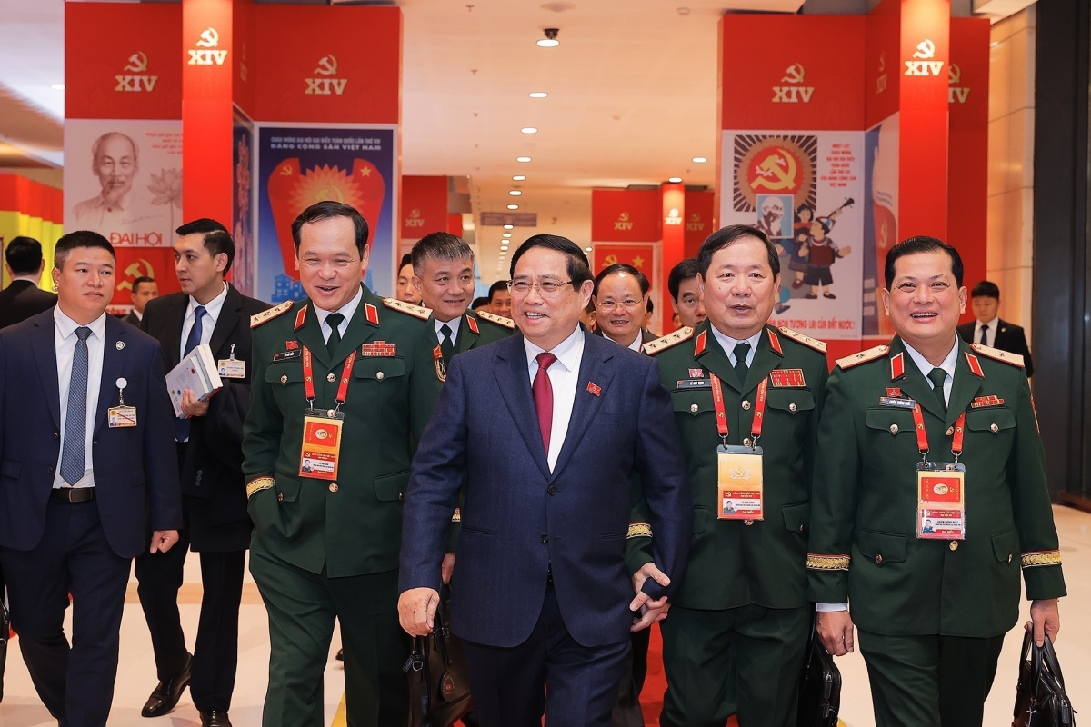 Dai hoi xiv cua Dang buoc sang ngay lam viec thu ba, thuc hien nhieu noi dung quan trong hinh anh 1