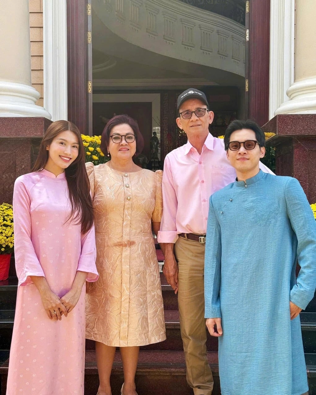 sao viet 10 1 hoa hau Do thi ha rang ro sau lay chong hinh anh 5