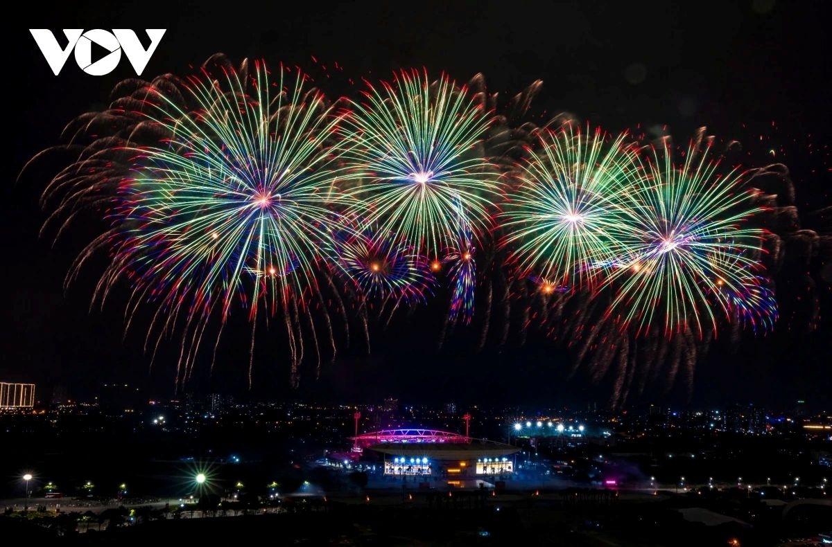spectacular fireworks rehearsal marks 14th national party congress picture 2