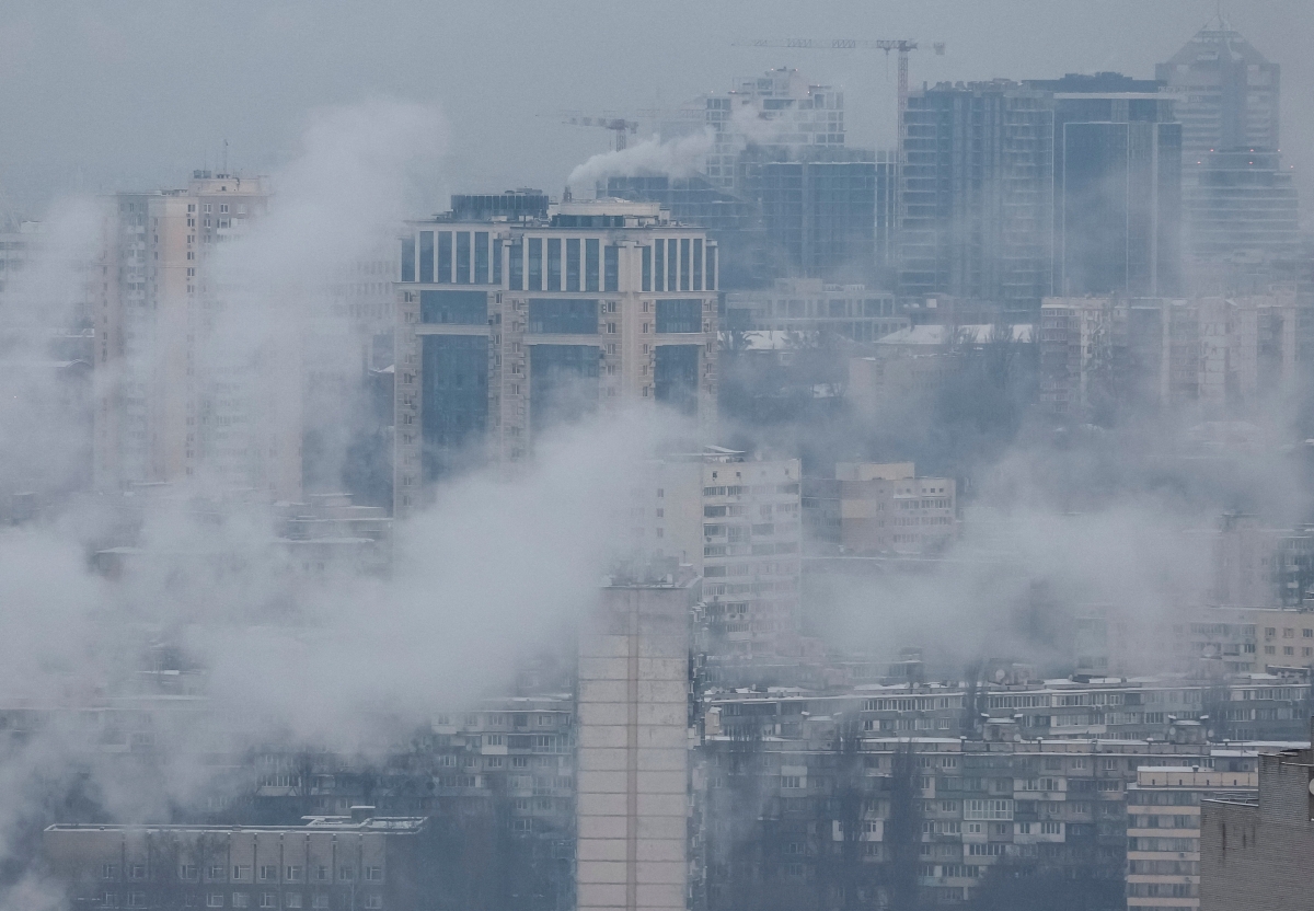 ukraine trao doi voi my ve cham dut xung dot voi nga ben le dien dan davos hinh anh 1