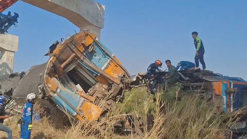 can cau xay dung roi trung tau hoa o thai lan khien it nhat 22 nguoi thiet mang hinh anh 2