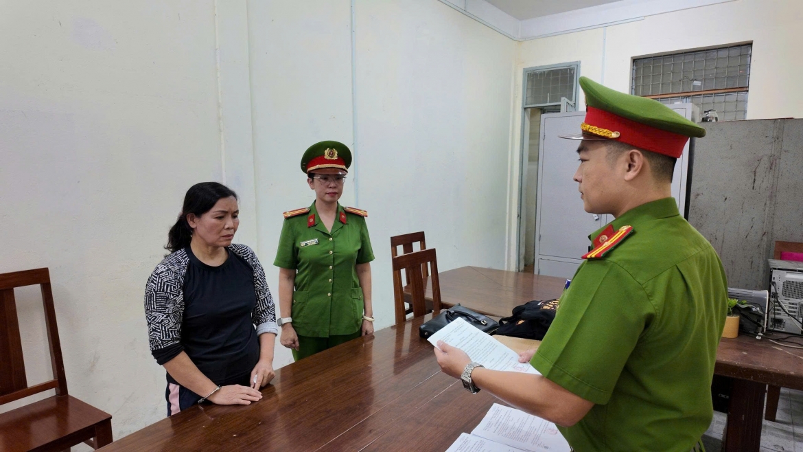 Da nang khoi to cac doi tuong lua dao chay suat nha o xa hoi hinh anh 1