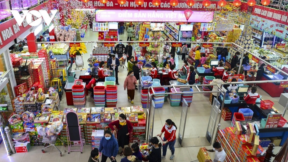 tieu dung noi dia phuc hoi manh, thi truong trong nuoc giu vai tro tru cot hinh anh 1