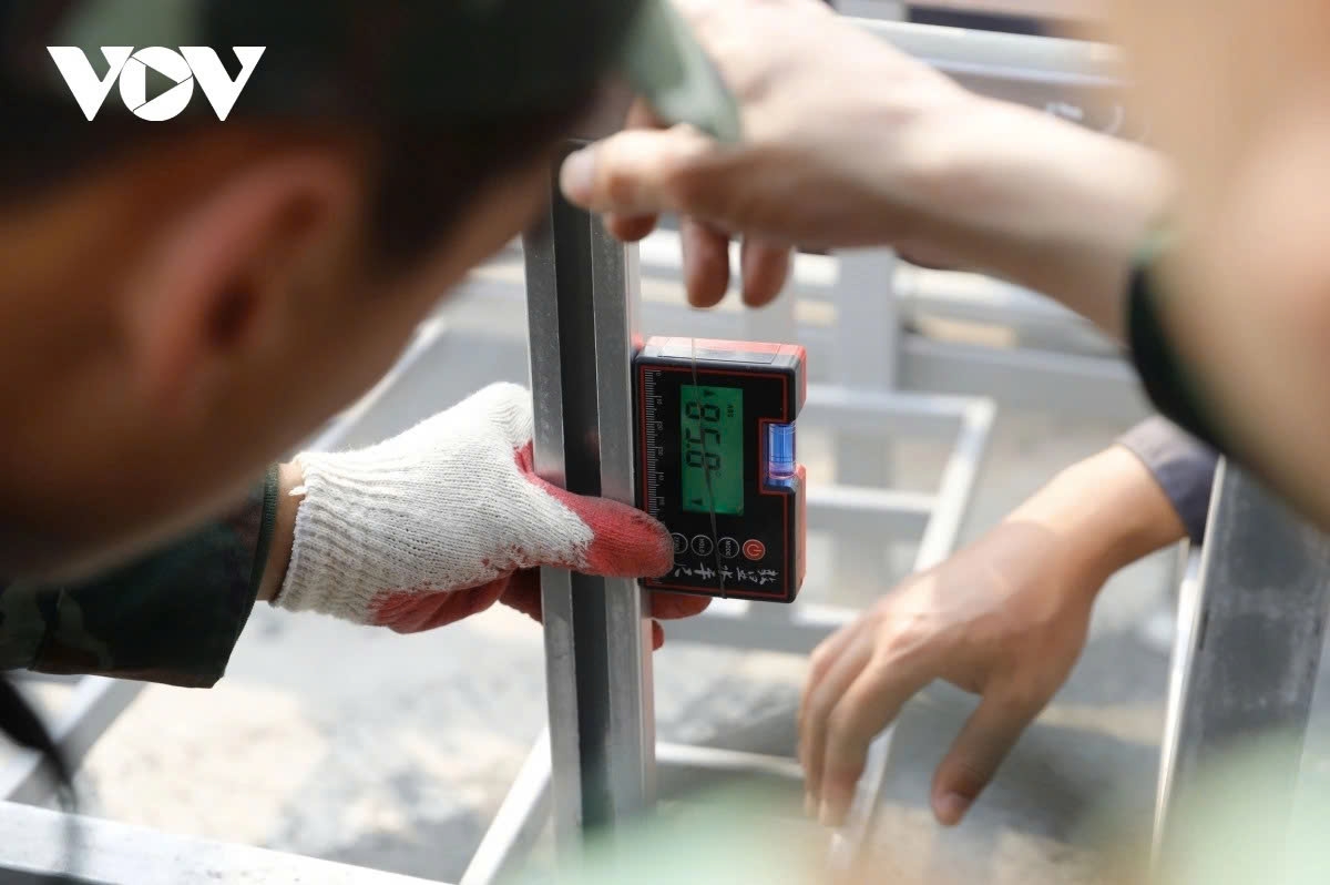 hanoi prepares fireworks display to mark 14th national party congress picture 5