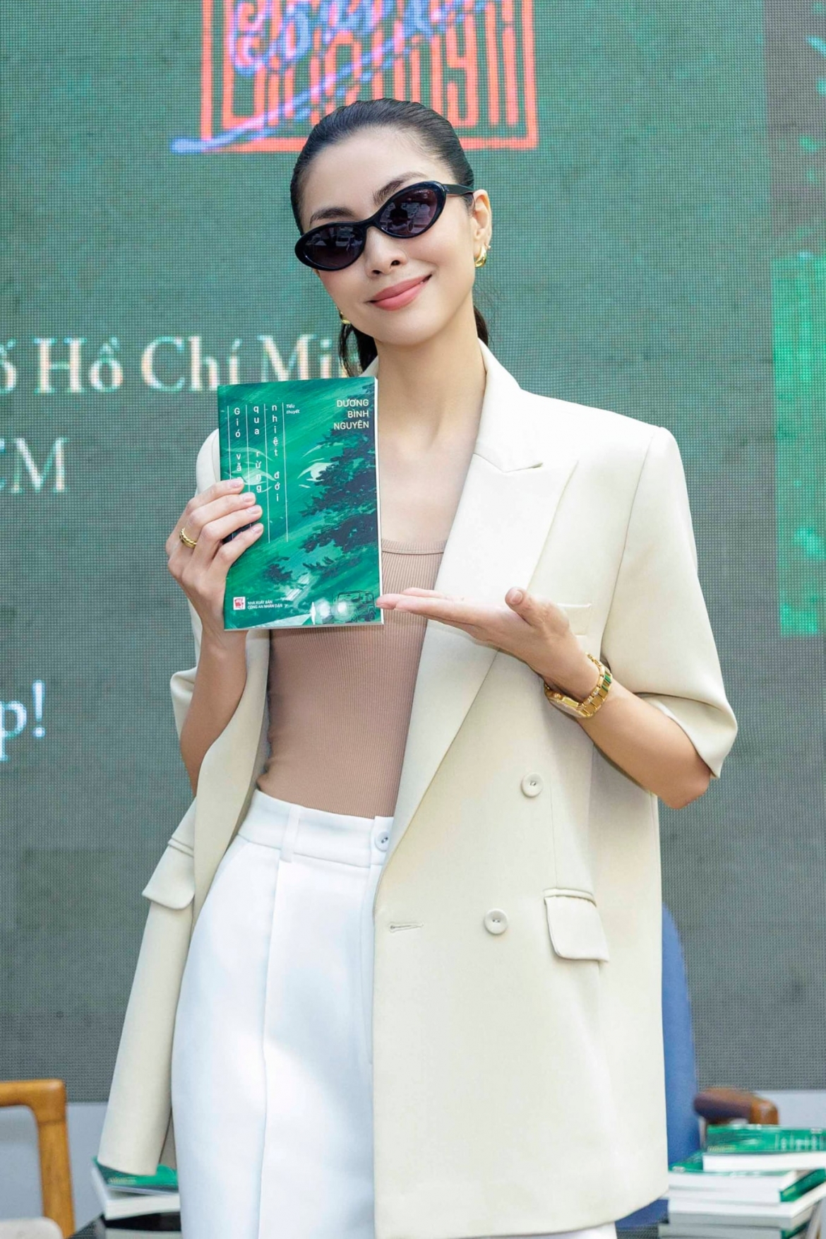 sao viet 25 1 luu huong giang dap tra khi bi mia mai nhan sac hinh anh 2
