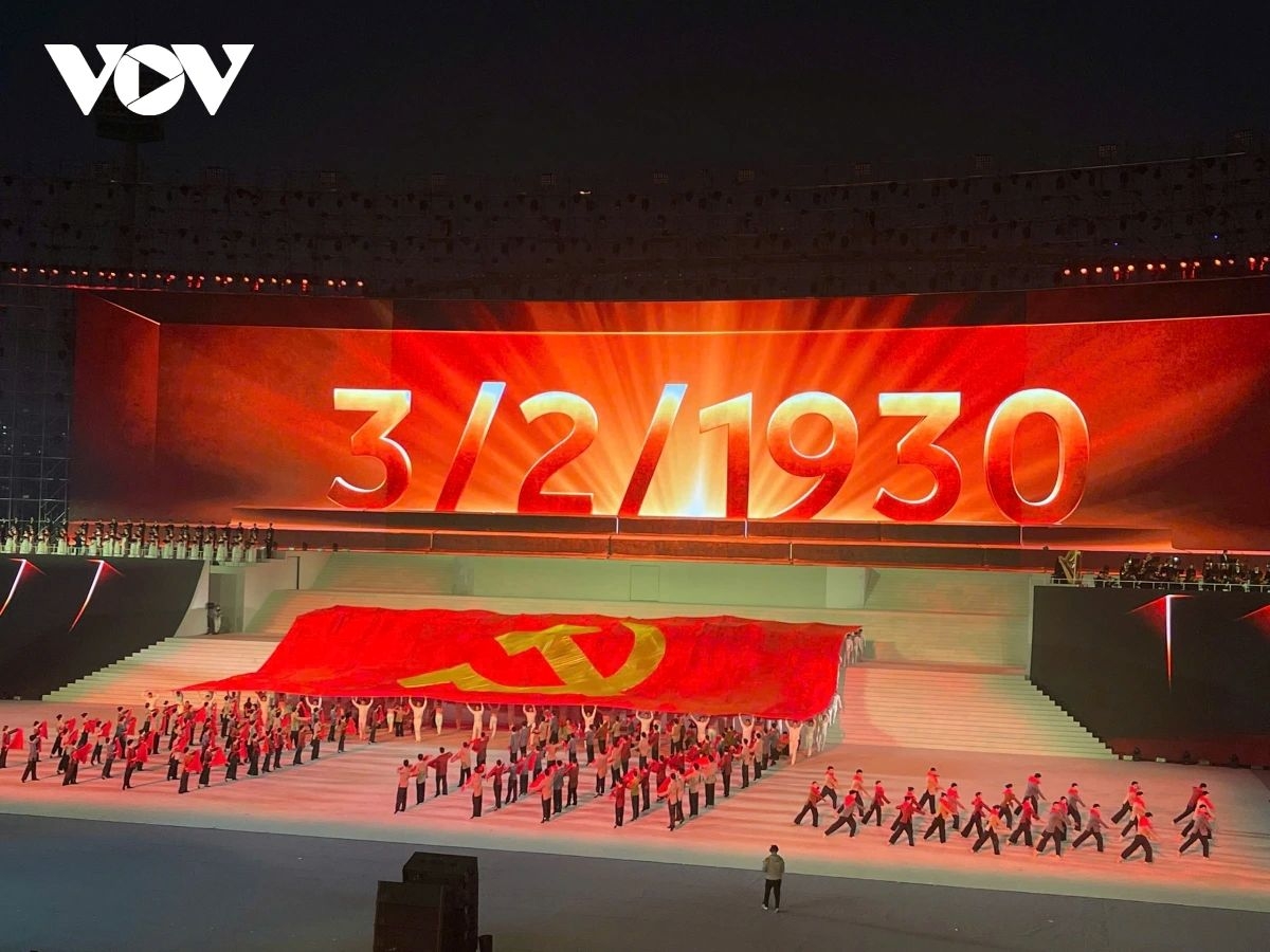 special art programme celebrates national party congress success picture 6