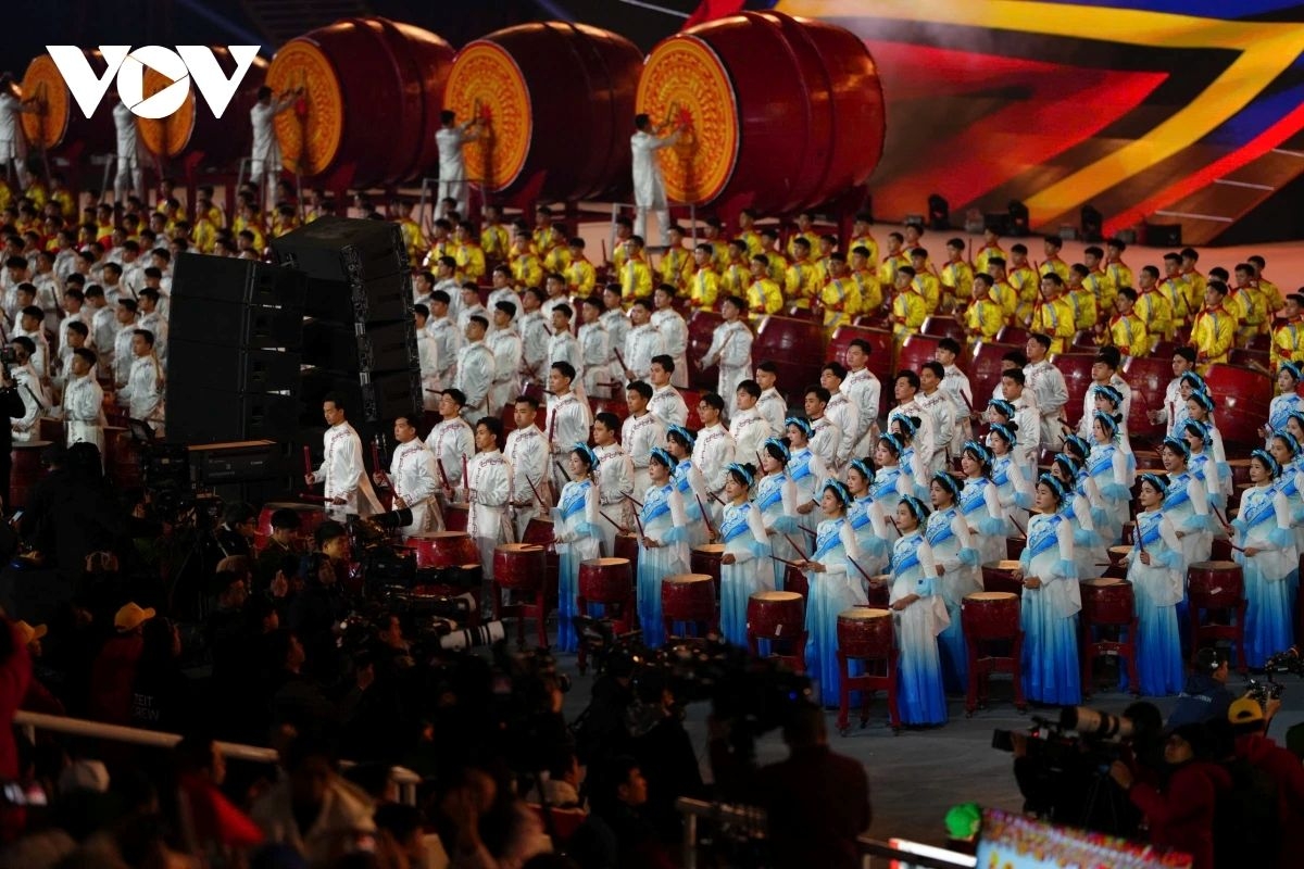 special art programme celebrates national party congress success picture 8