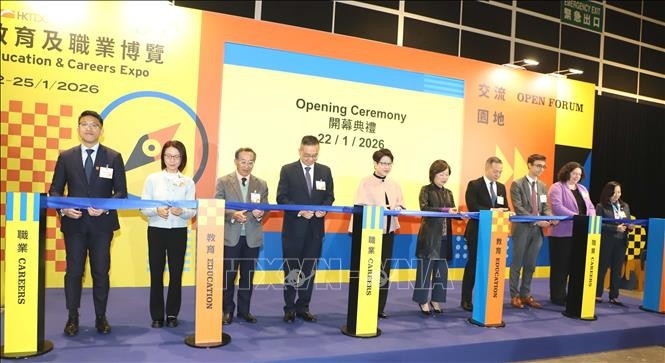 vietnam showcases education cooperation at hong kong expo picture 1