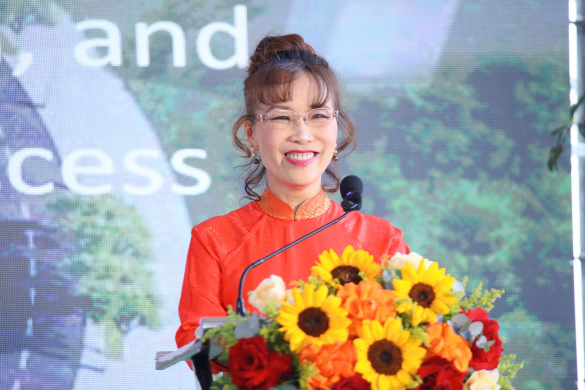 tu quyet sach quoc gia toi niem tin thi truong, Da nang don lan song dau tu moi hinh anh 4