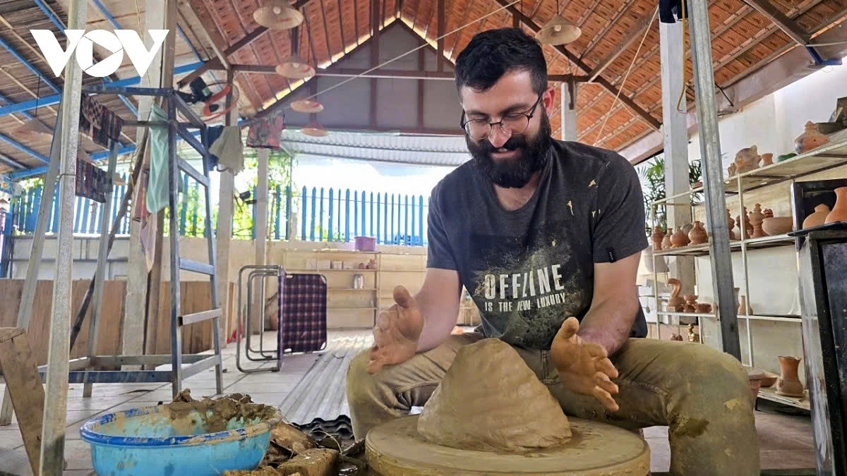 international tourists seek hands-on rural experiences in central vietnam picture 4