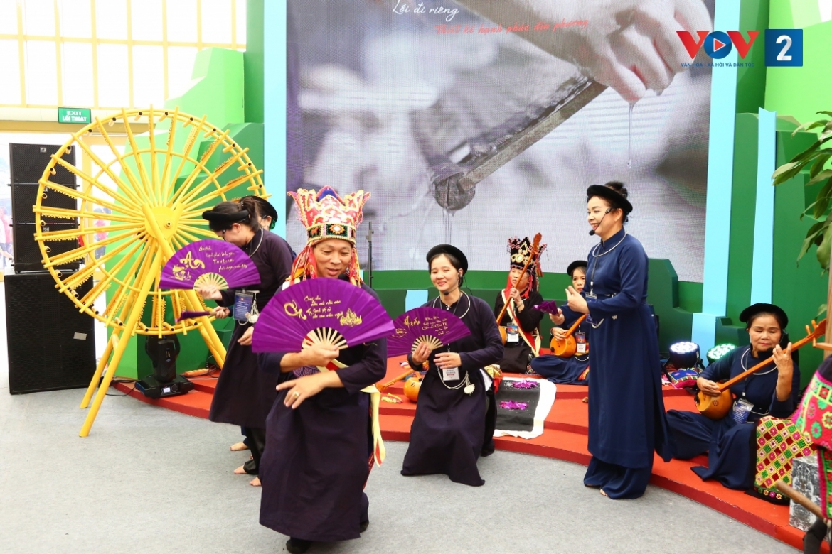 tinh cao bang gin giu va lan toa di san hat then, dan tinh hinh anh 4