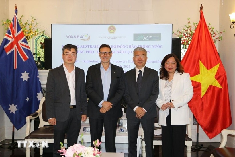 former australian ambassador highlights vietnam s development opportunities picture 1