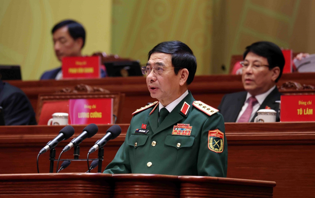 cac dai bieu thao luan tai hoi truong ve cac van kien Dai hoi xiv hinh anh 3