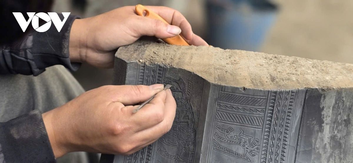 bronze casting village in thanh hoa fires up for lunar new year orders picture 2