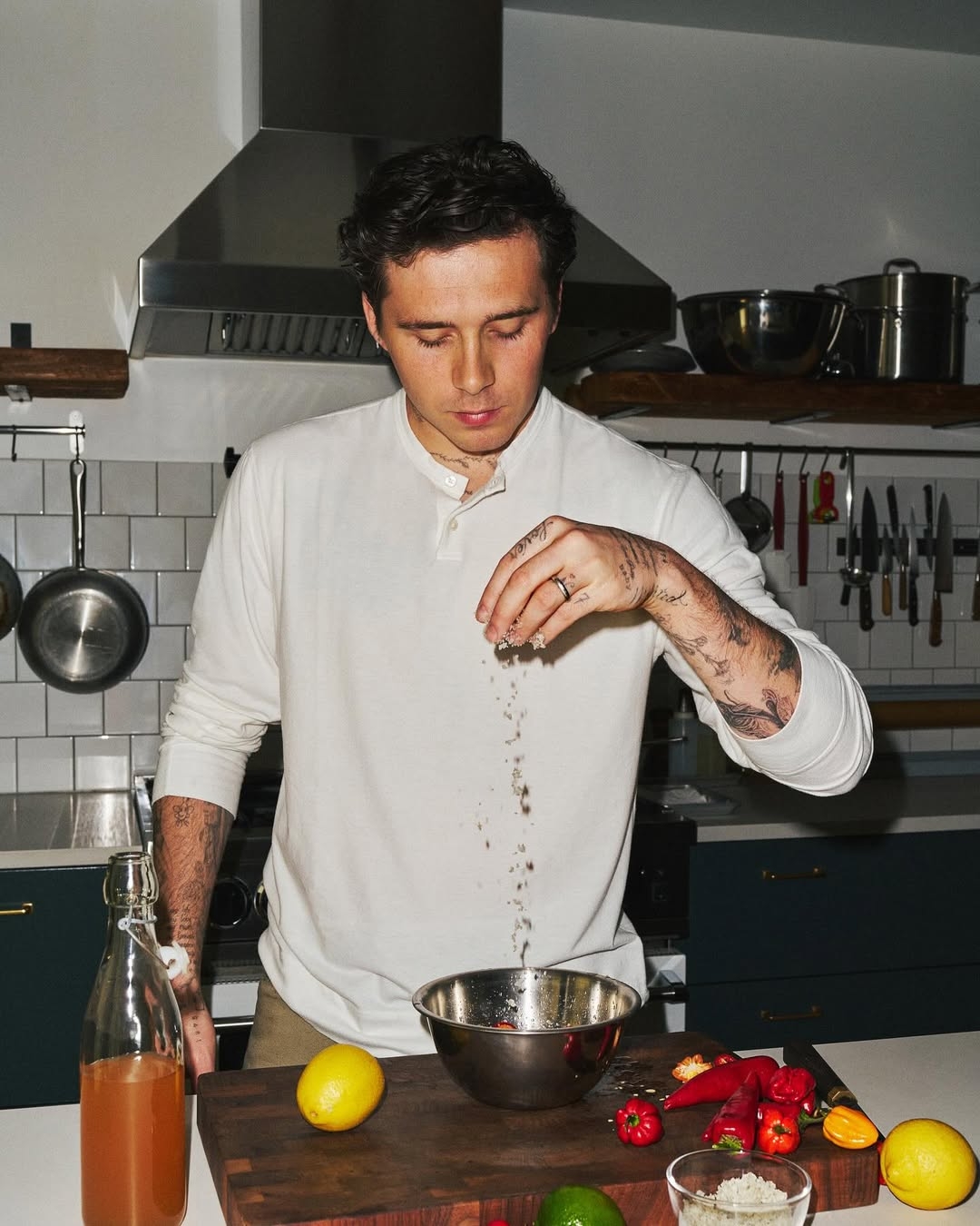 khi hao quang gia dinh tro thanh ap luc nhin tu cau chuyen brooklyn beckham hinh anh 3