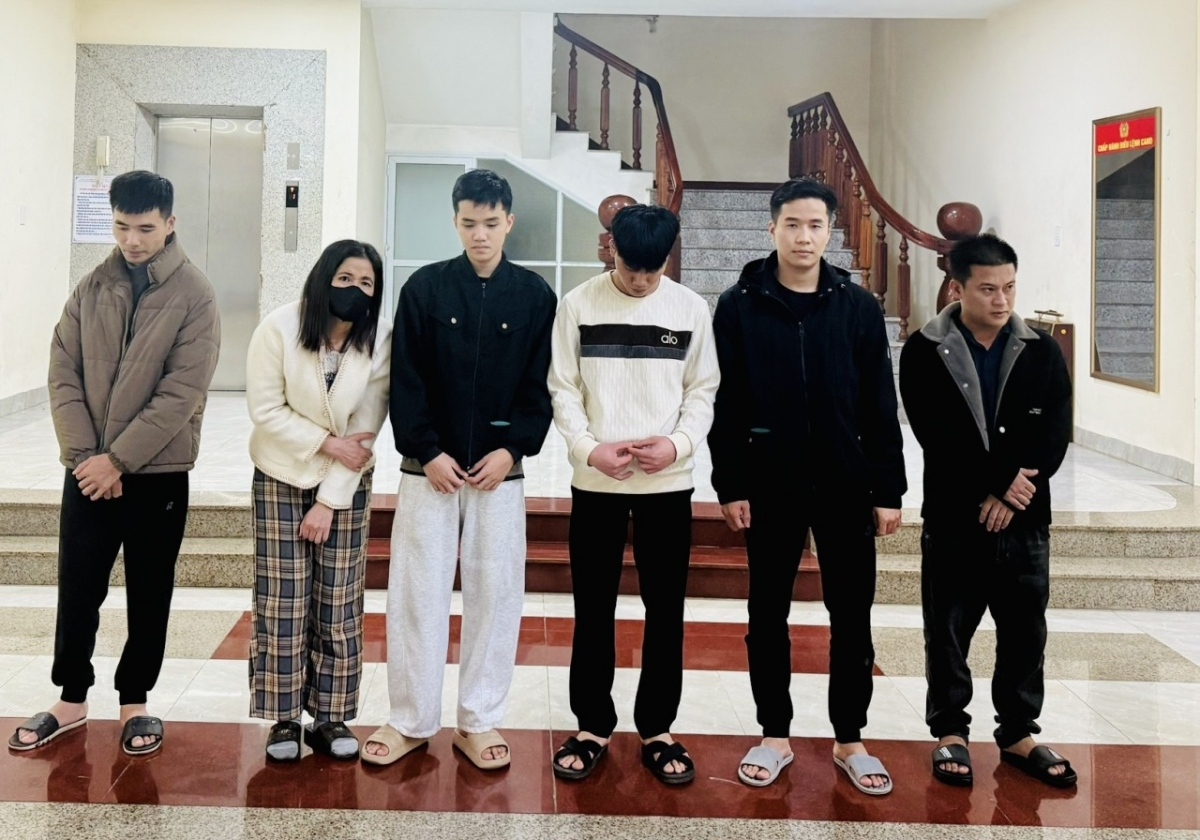 Phá đường dây đánh bạc qua game online, giao dịch 100 tỷ đồng