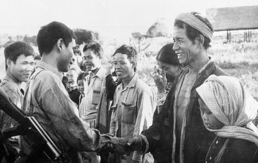 cambodia marks khmer rouge s fall, highlights vietnam s support picture 2