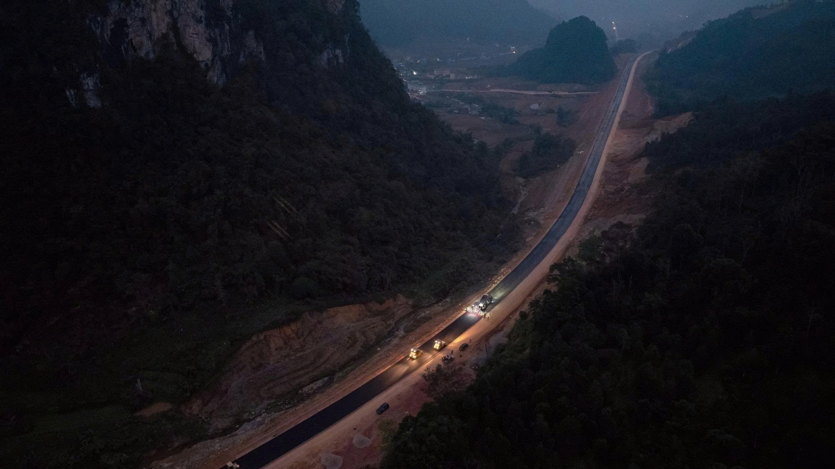 Cao tốc Đồng Đăng - Trà Lĩnh: Kết tinh “ý Đảng, lòng dân” nơi vùng biên Cao Bằng