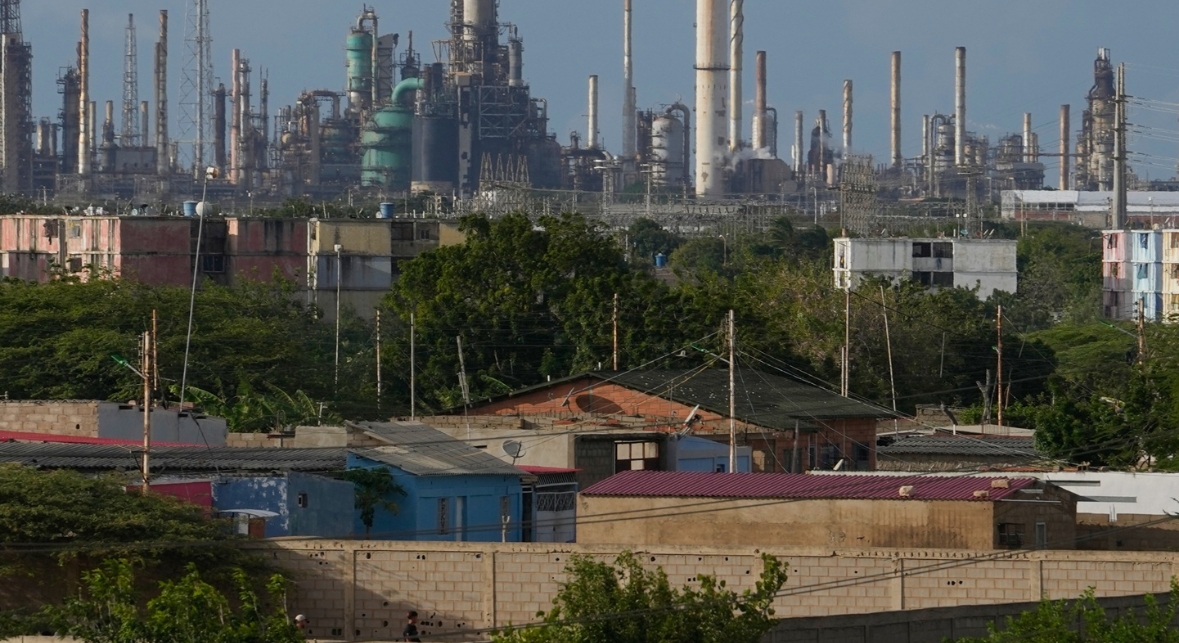 my xem xet hoan doi dau tho cua venezuela de bo sung kho du tru chien luoc hinh anh 1