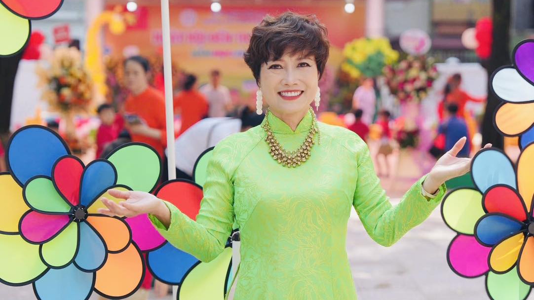 hieu truong mam non dung lop De quan ly cham thuc te hay them ap luc hinh anh 2