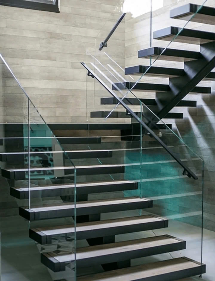 cau thang xuong ca duoc nhieu gia dinh nha pho lua chon, vi sao hinh anh 4