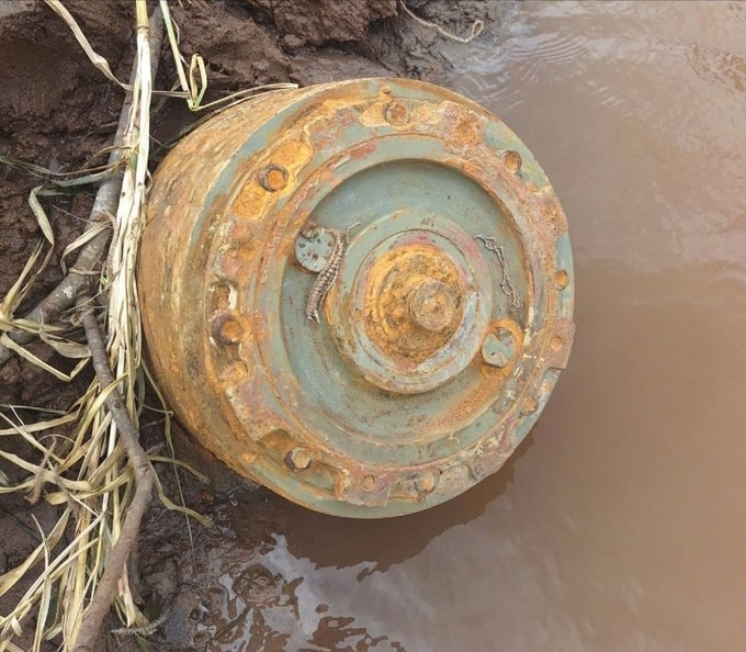 Dak Lak safely detonates 334kg unexploded bomb left over from war