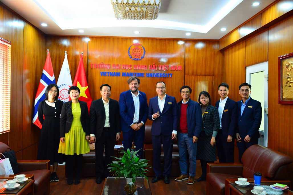 Khởi động chương trình đánh giá tiềm năng phát triển hàng hải xanh tại Việt Nam