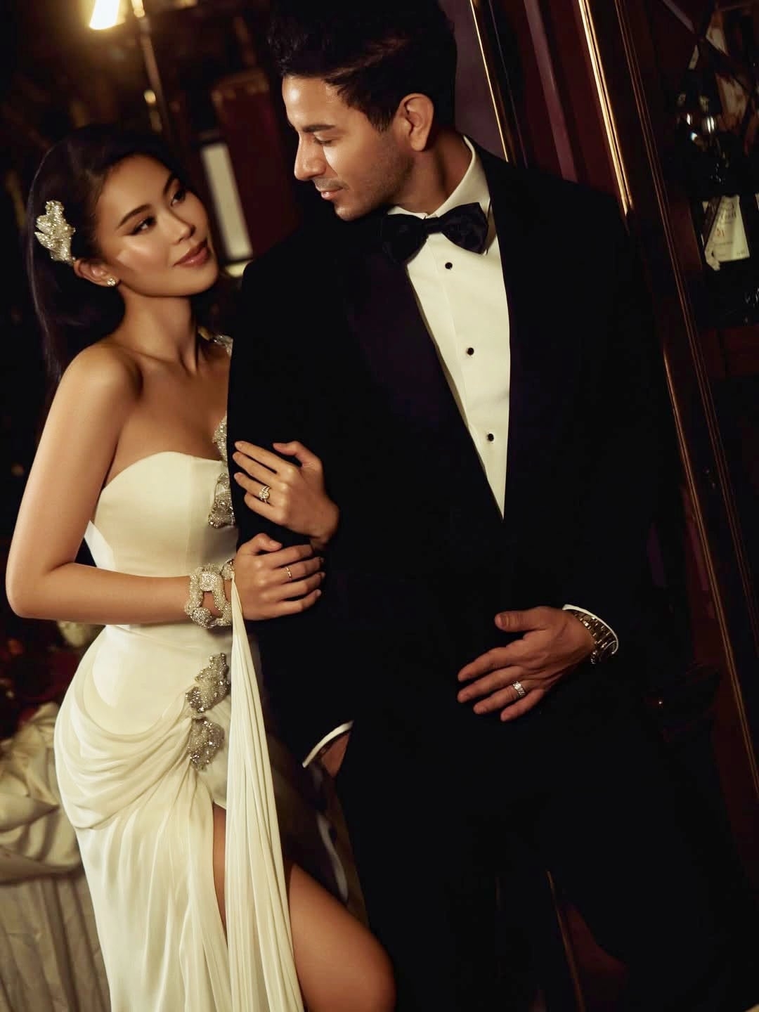 sao viet 9 1 quang thang khoe anh di an lau voi quoc khanh hinh anh 2