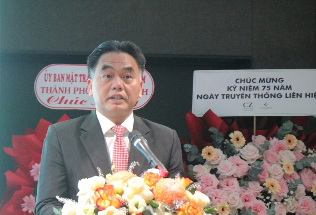 tp.ho chi minh lan toa hinh anh do thi nghia tinh qua doi ngoai nhan dan hinh anh 2