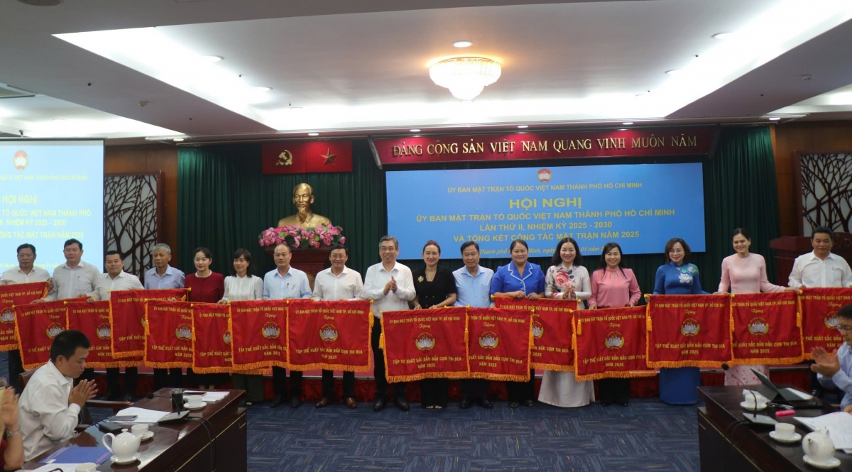 mttq tp.hcm phat dong trong gan 1,8 trieu cay xanh nhiem ky 2025-2030 hinh anh 4