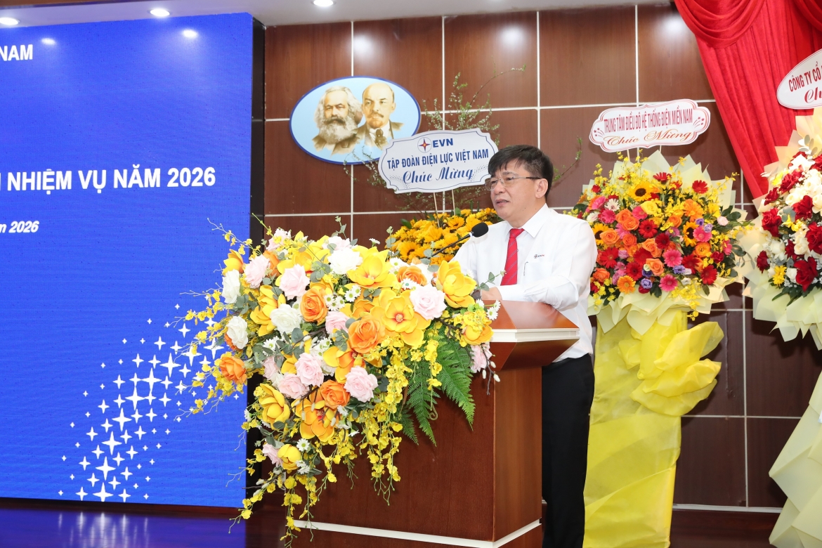evnspc vuot kho thanh cong, hoan thanh xuat sac nhiem vu 2025 hinh anh 4