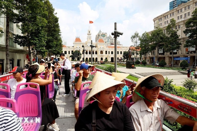 hcm city targets 61 million tourist arrivals in 2026 picture 1