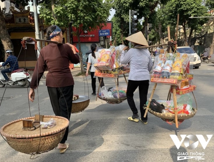 nhung ganh hang rong noi pho thi hinh anh 20