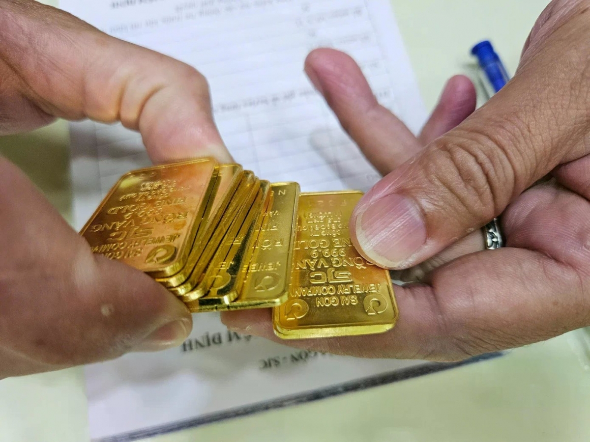 Tịch thu vàng miếng giao dịch không giấy phép từ ngày 9/2