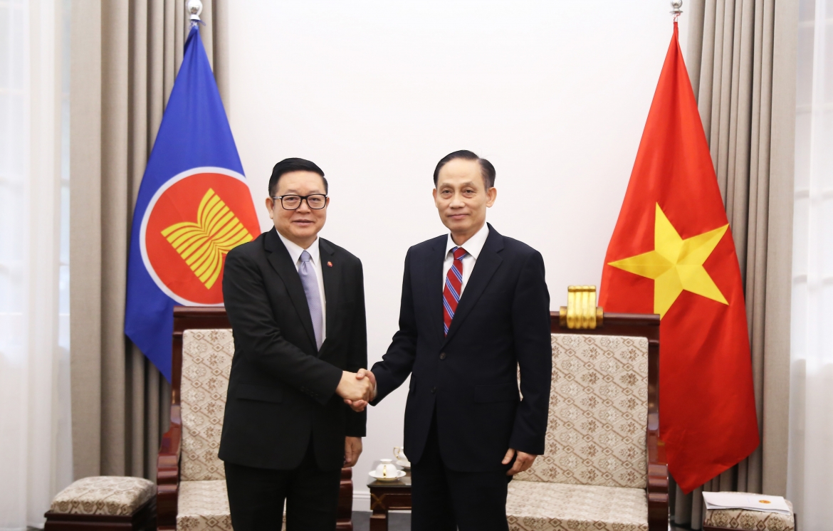 bo truong bo ngoai giao le hoai trung tiep tong thu ky asean hinh anh 1