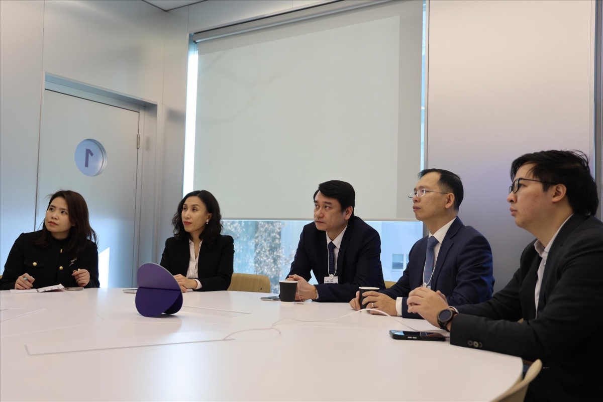 Đoàn đại biểu Việt Nam tham dự Hội nghị Thường niên Diễn đàn Kinh tế thế giới