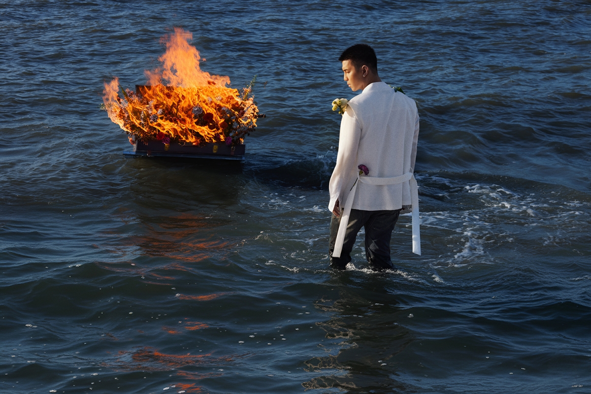 hanh phuc ngoai doi, cuong seven van viet duoc nhac chia tay da diet hinh anh 1