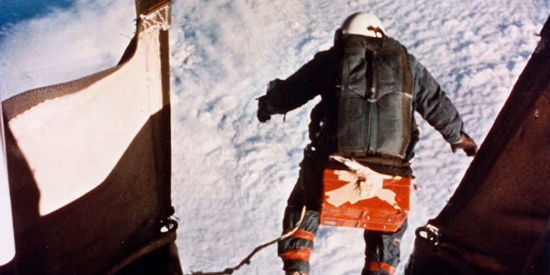 Joe Kittinger và cú nhảy từ rìa không gian làm nên lịch sử năm 1960