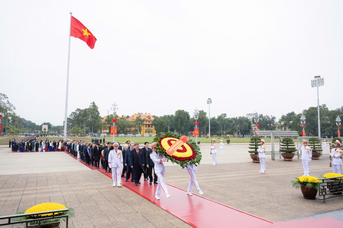lanh dao Dang, nha nuoc du le ky niem 80 nam ngay tong tuyen cu dau tien hinh anh 1