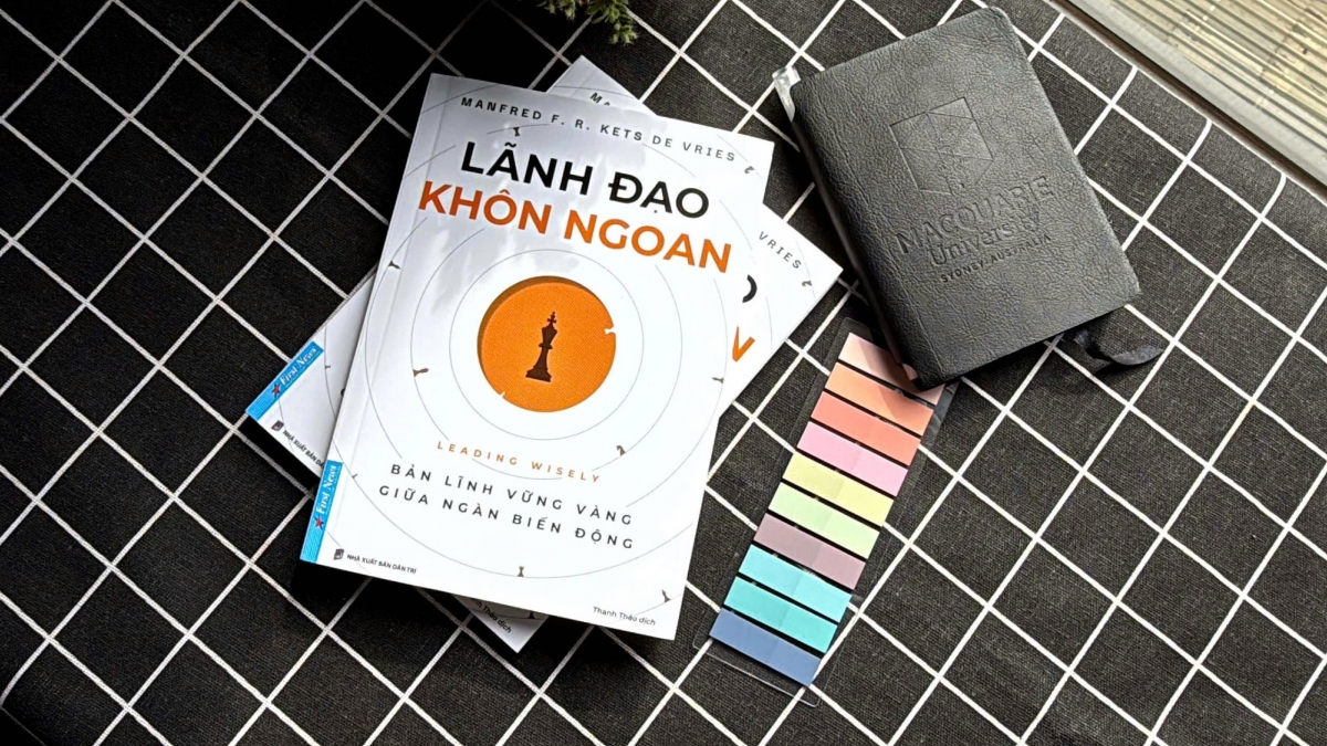 Sách mới: Lãnh đạo khôn ngoan trong thời đại AI
