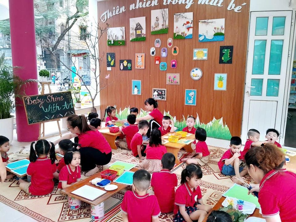 Hiệu trưởng mầm non đứng lớp: Để quản lý “chạm” thực tế hay thêm áp lực?