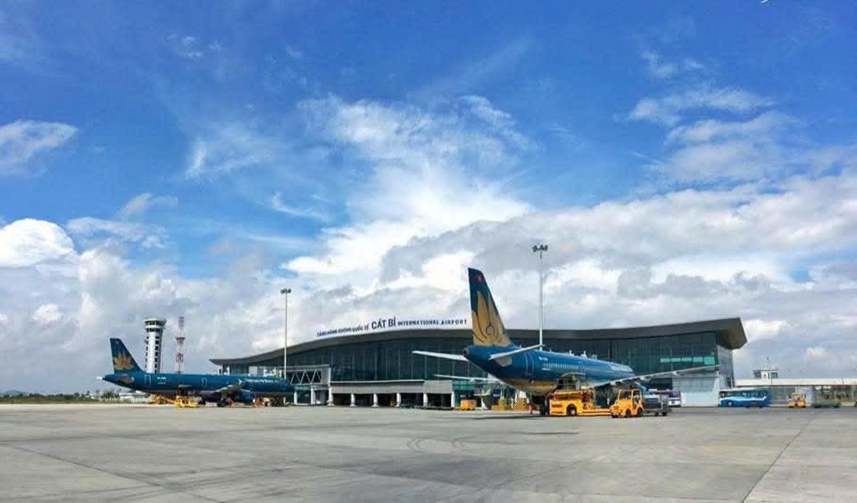 Vietnam Airlines ouvre 4 nouvelles liaisons intérieures au départ de Hai Phong vers différentes régions (image 1).