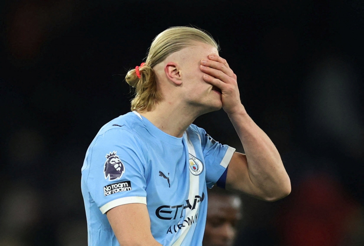 ngoai hang anh nam 2026 arsenal vuot troi, man city gap kho khan hinh anh 2