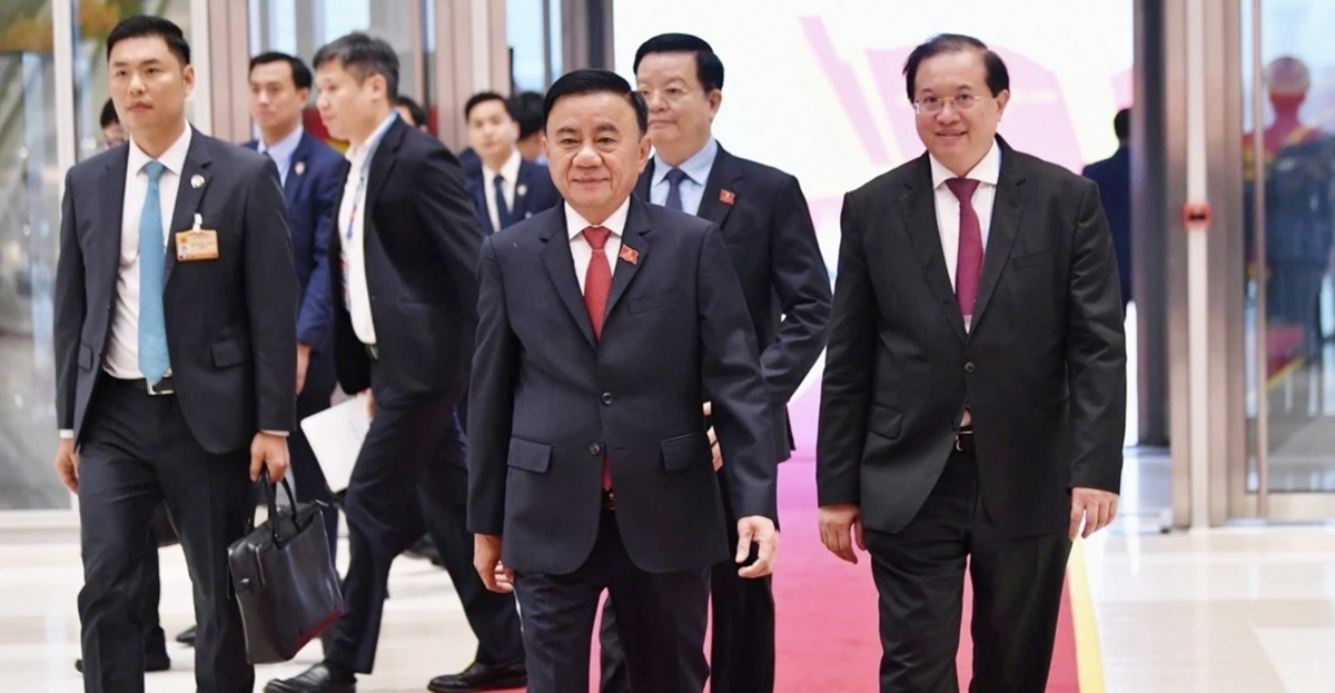 incumbent and former party and state leaders attend 14th national party congress picture 5