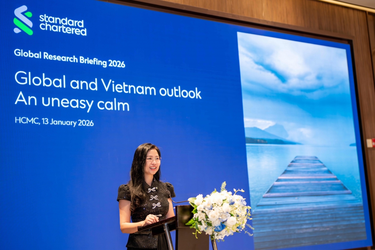 standard chartered holds global and vietnam outlook 2026 briefing picture 1