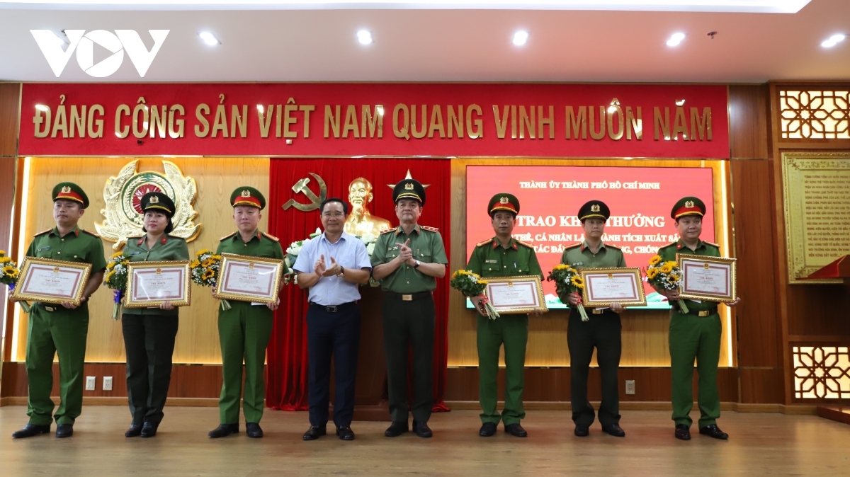 tp.hcm lan dau tien cong bo 12 dau an noi bat nam 2025 hinh anh 23
