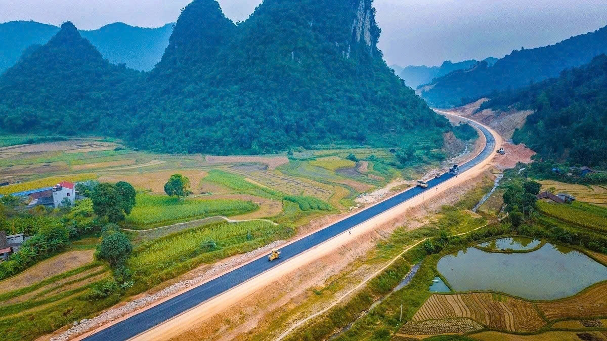 new look for forest-crossing routes in vietnam s northeast picture 11