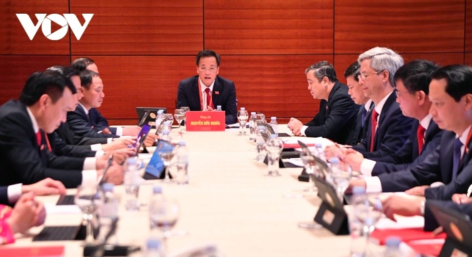 group discussions on documents submitted to 14th national party congress picture 11